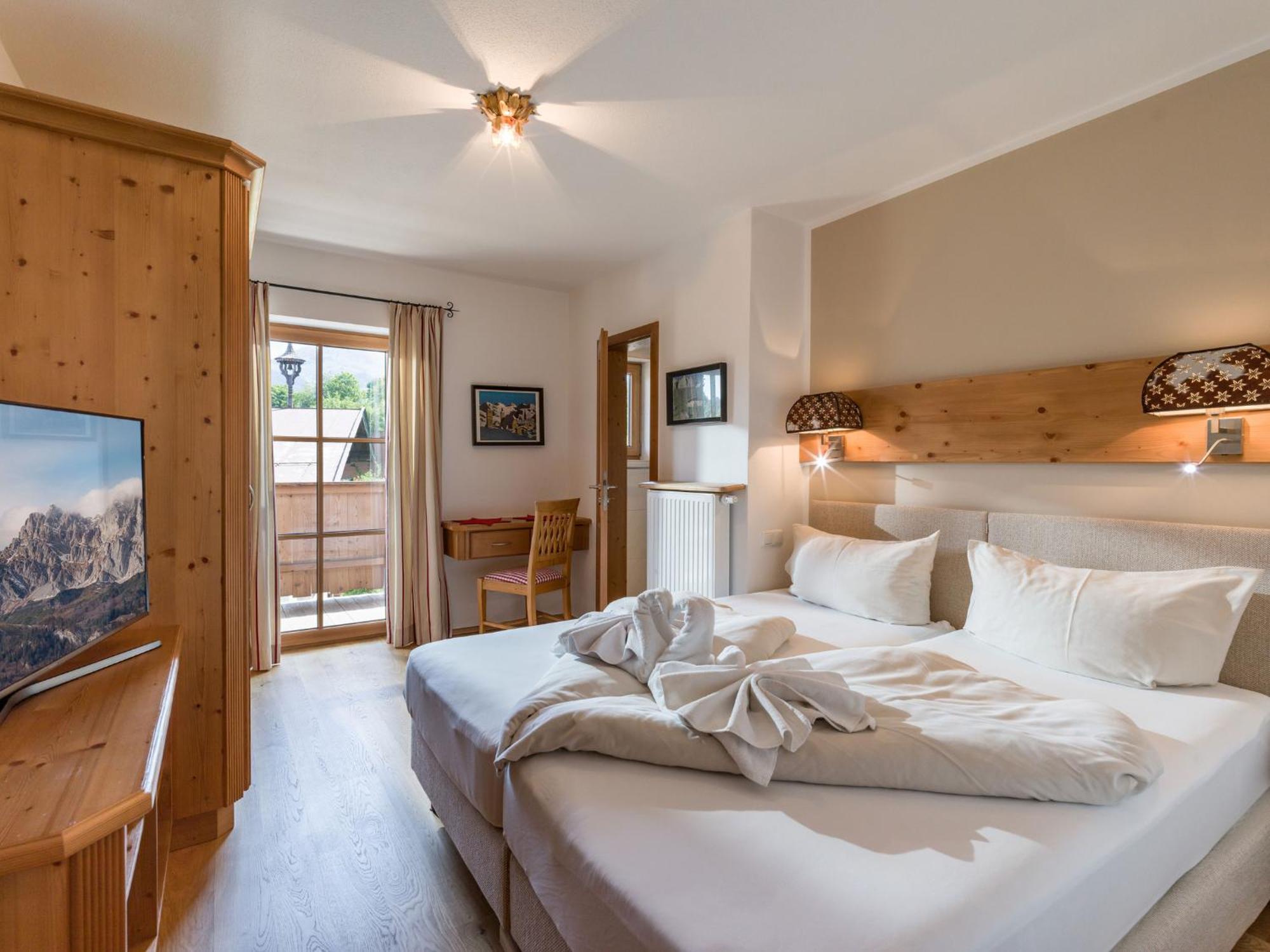 Landhaus Kitzhorn Appartement Hahnenkamm - By Nv-Appartements Kitzbühel Extérieur photo